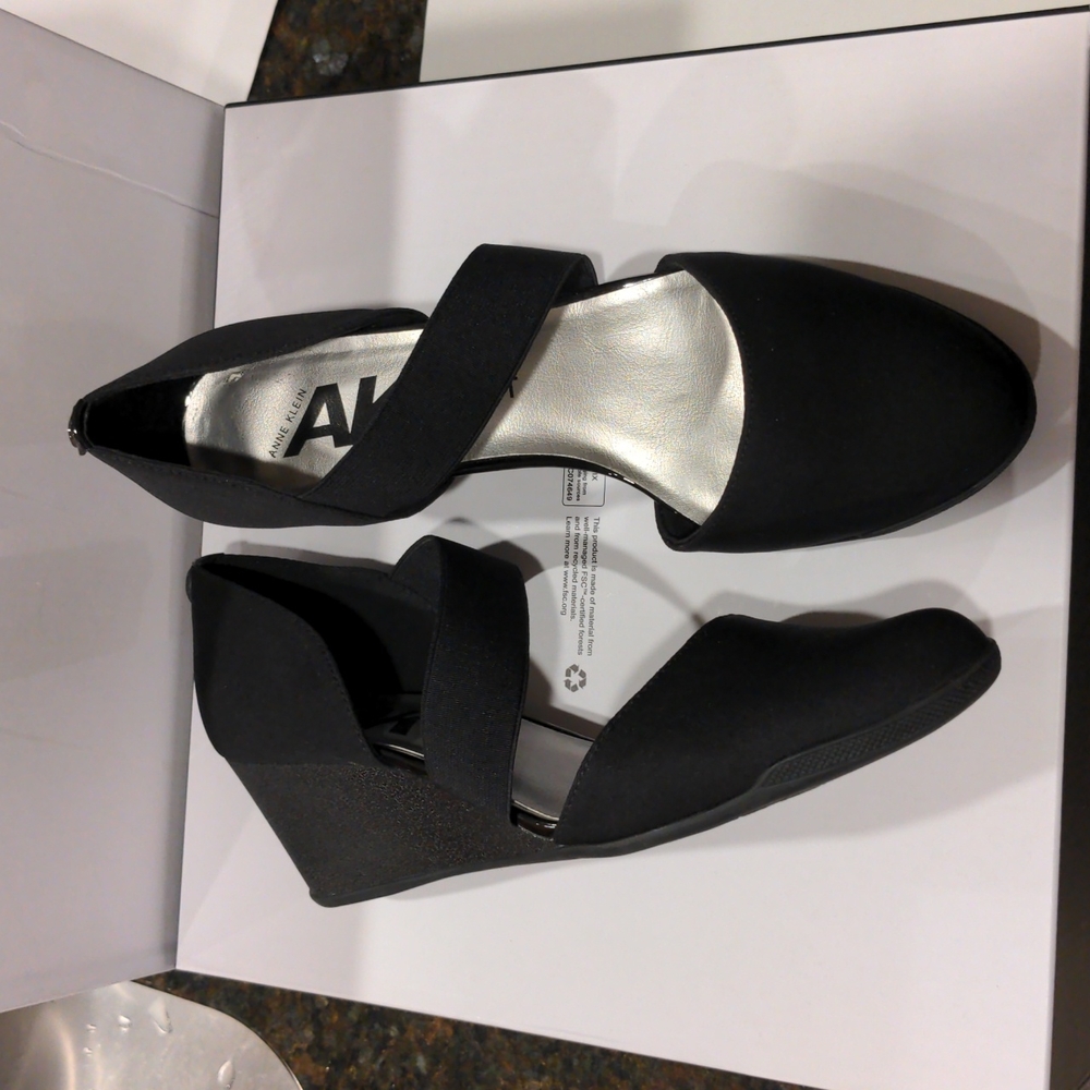 Anne Klein Sport wedge heel, black